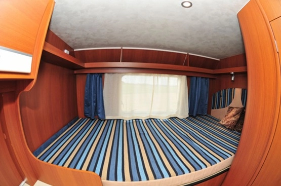                         Kamper 6 osobowy Fiat Dukato Elnagh Baron 46 - zdjęcie 6
                        