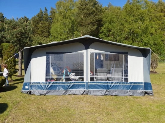                         Przyczepa kempingowa Chateau Calista 450 z 2001 r. - zdjęcie 6
                        