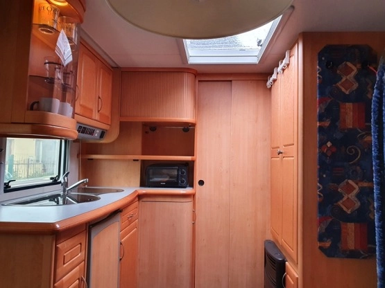                         Przyczepa Hobby Exclusive 495 UFe - zdjęcie 6
                        