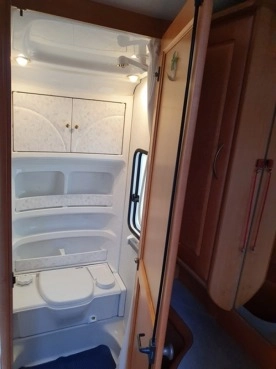                         Przyczepa Hobby Exclusive 495 UFe - zdjęcie 8
                        