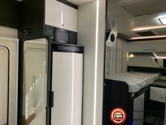                         CI MAGIS PLUS 87XT AUTOMAT 170KM NAJNOWSZY MODEL! PerfektCamp Kamper - zdjęcie 6
                        