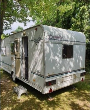                         Przyczepa kempingowa 4/5 osobowa + mover - zdjęcie 6
                        