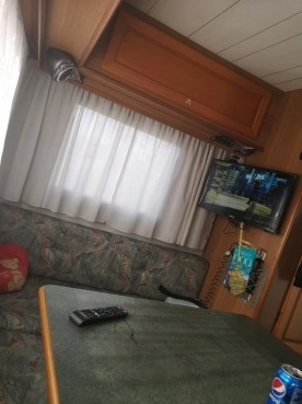                         Kamper Ford Transit 2.5 Diesel 96 rok - zdjęcie 6
                        