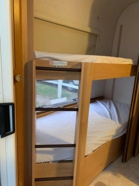                         Przyczepa 6 osobowa TEC 2001 - zdjęcie 5
                        