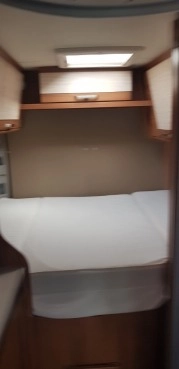                         Nowy Kamper wynajem wolne terminy - zdjęcie 8
                        