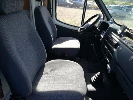                         Ford Transit Elnagh kamper - zdjęcie 11
                        