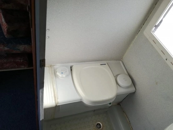                         Ford Transit Elnagh kamper - zdjęcie 3
                        