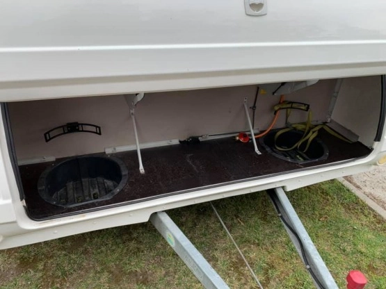                         Burstner Amara 450TS LUXUS - zdjęcie 21
                        