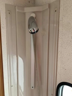                         Burstner Amara 450TS LUXUS - zdjęcie 2
                        