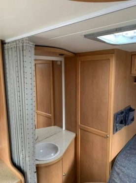                         Burstner Amara 450TS LUXUS - zdjęcie 3
                        