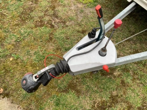                         Burstner Amara 450TS LUXUS - zdjęcie 9
                        