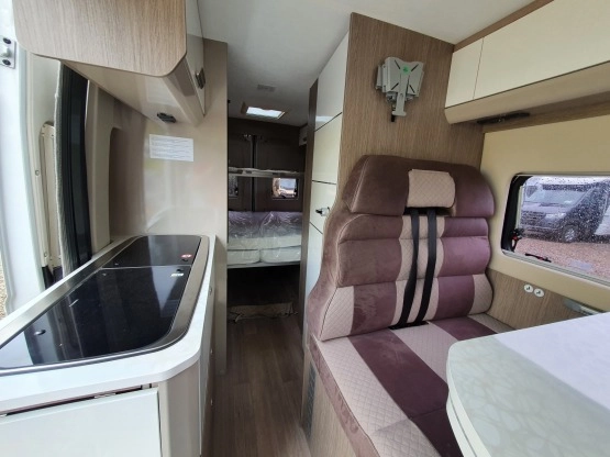                         Challenger V114 Vany (Ducato 2.3) - zdjęcie 10
                        