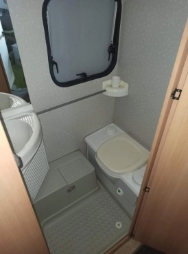                         Adria Optima - zdjęcie 20
                        