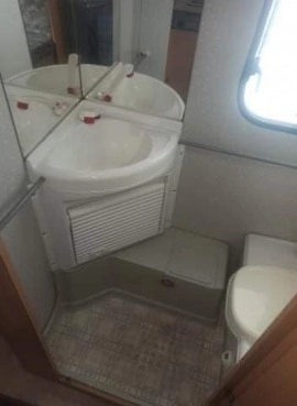                         Adria Optima - zdjęcie 7
                        