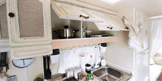                         Przyczepa Hobby Prestige 535 po kompletnej renowacji - zdjęcie 11
                        