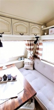                         Przyczepa Hobby Prestige 535 po kompletnej renowacji - zdjęcie 21
                        