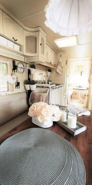                         Przyczepa Hobby Prestige 535 po kompletnej renowacji - zdjęcie 32
                        