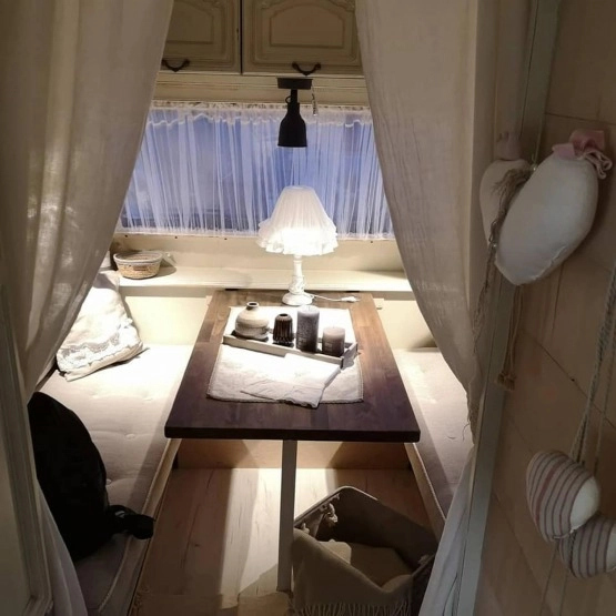                         Przyczepa Hobby Prestige 535 po kompletnej renowacji - zdjęcie 4
                        