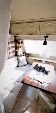                         Przyczepa Hobby Prestige 535 po kompletnej renowacji - zdjęcie 7
                        