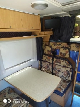                         Fiat Ducato Burstner 2,8 idtd 1999 rok. Podwójna klima! Wersja zimowa! - zdjęcie 18
                        