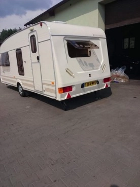                         kemping Fleetwood Colchester 1996 r. dla 4 osób z łóżkiem piętrowym, z łazienką - zdjęcie 9
                        