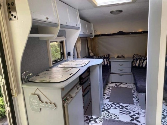                         Przyczepa kempingowa Bailey Ranger 2005 - zdjęcie 2
                        