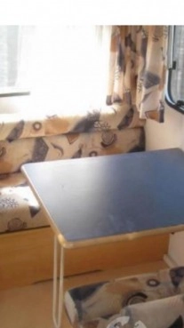                         Caravelair Bamba Luxe 395, 1998 r., waga 785 kg - zdjęcie 17
                        