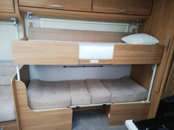                         Przyczepa Kempingowa Lunar Lexon 570 z 2010 r., 6-cio osobowa - zdjęcie 16
                        