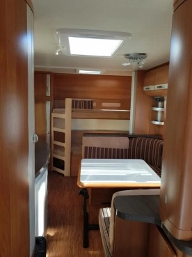                         Hobby la Vita 560 KMFE 2009 - zdjęcie 16
                        