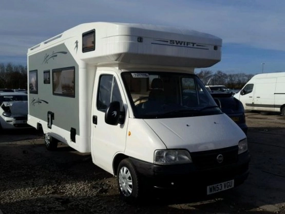                         Fiat Ducato Kamper 2,0 JTD 2003 Swift - zdjęcie 2
                        