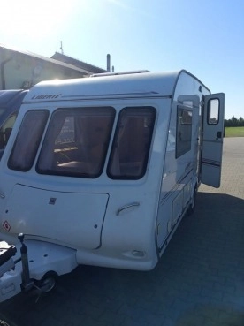                         Przyczepa Compass Liberte 14/2 dla 2-3 osób, super stan, z łazienką! - zdjęcie 2
                        