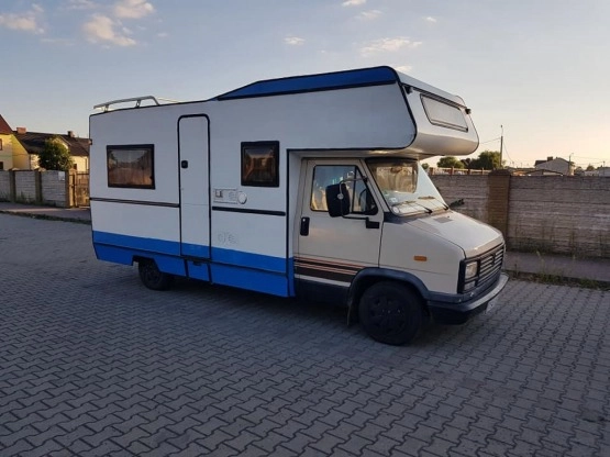                        Kamper Peugeot J5 - zdjęcie 1
                        