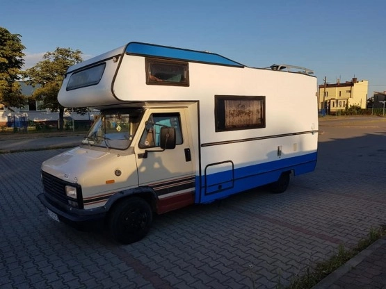                         Kamper Peugeot J5 - zdjęcie 21
                        
