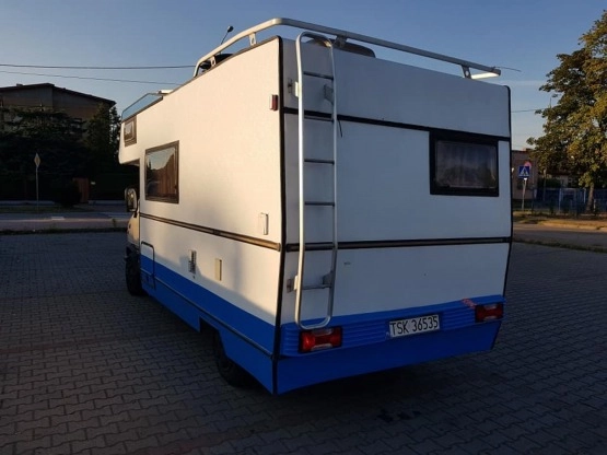                         Kamper Peugeot J5 - zdjęcie 4
                        