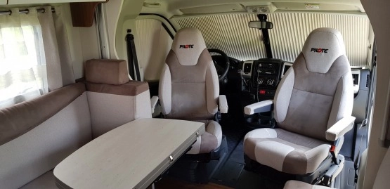                         CAMPWR PILOTE -IDEALNY - zdjęcie 8
                        