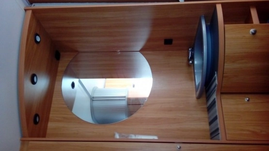                         Przyczepa Kempngowa Burstner Flipper 460 TS - zdjęcie 11
                        