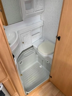                         Hobby 450 De luxe - zdjęcie 14
                        