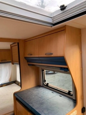                         Hobby 450 De luxe - zdjęcie 4
                        