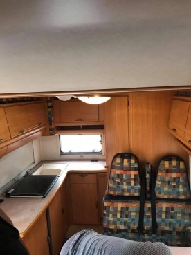                         Kamper LMC Fiat Ducato 2000 - zdjęcie 3
                        