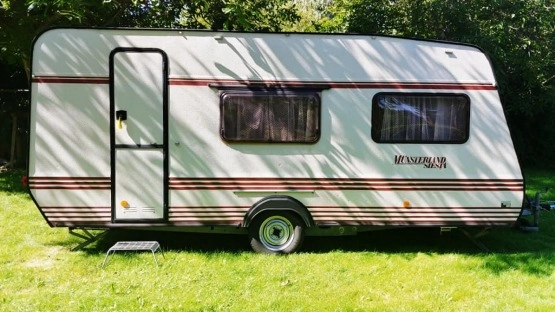                         Przyczepa kempingowa LMC Munsterland 480 Siesta - 5 osób - zdjęcie 7
                        
