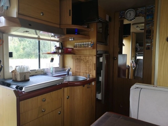                         Kamper Laika Ekovip 5L 2,5 TD - zdjęcie 2
                        