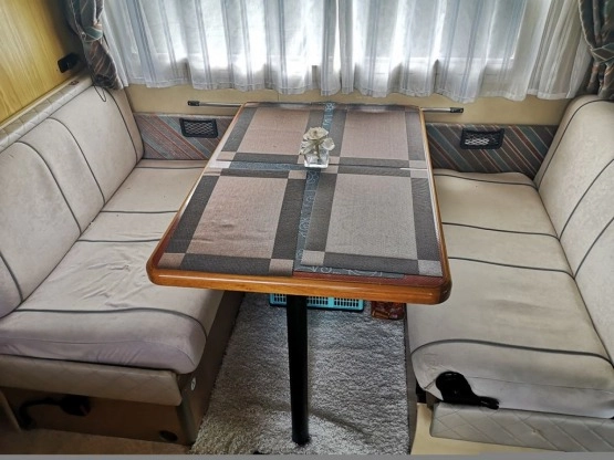                         Kamper Laika Ekovip 5L 2,5 TD - zdjęcie 4
                        