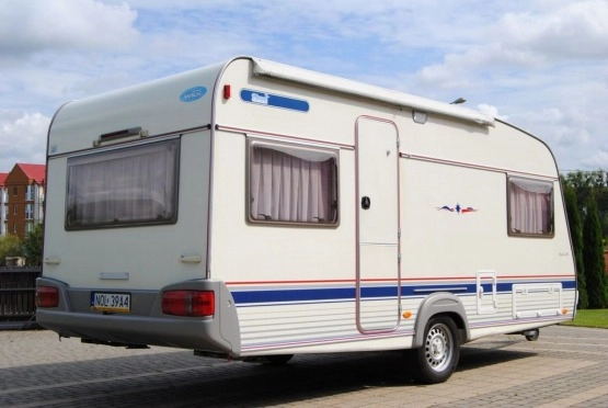                         WILK 470 Zadbana! Zarejestrowana! Idealne wnętrze WC 4-osobowa! Markiza - zdjęcie 3
                        