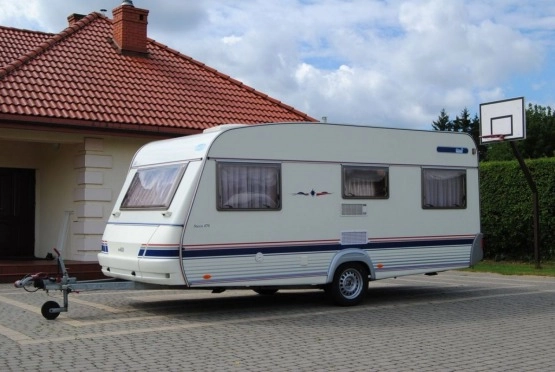                         WILK 470 Zadbana! Zarejestrowana! Idealne wnętrze WC 4-osobowa! Markiza - zdjęcie 7
                        