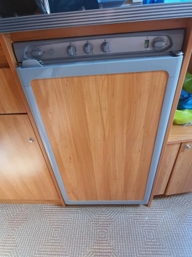                         Burstner Flipper 435tk 2007 r. DMC 1200 kg - zdjęcie 12
                        