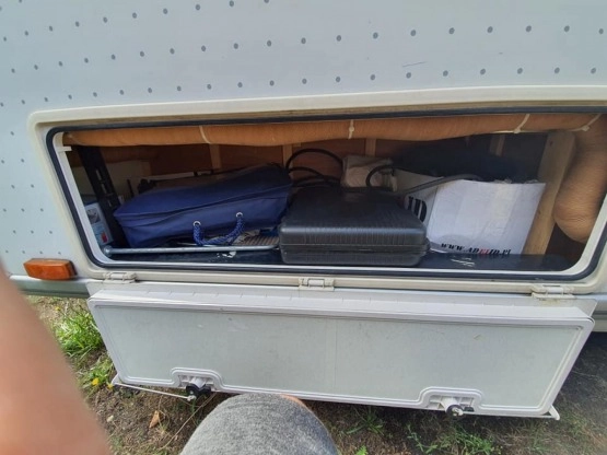                         Burstner Flipper 435tk 2007 r. DMC 1200 kg - zdjęcie 2
                        