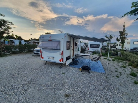                         Burstner Flipper 435tk 2007 r. DMC 1200 kg - zdjęcie 3
                        