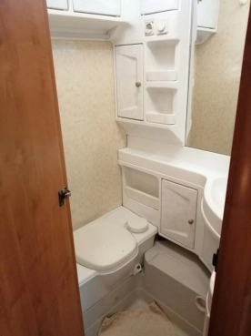                         Sprzedam Przyczepę Kempingowa HOBBY 560VF. Rok prod. 2001 - zdjęcie 2
                        