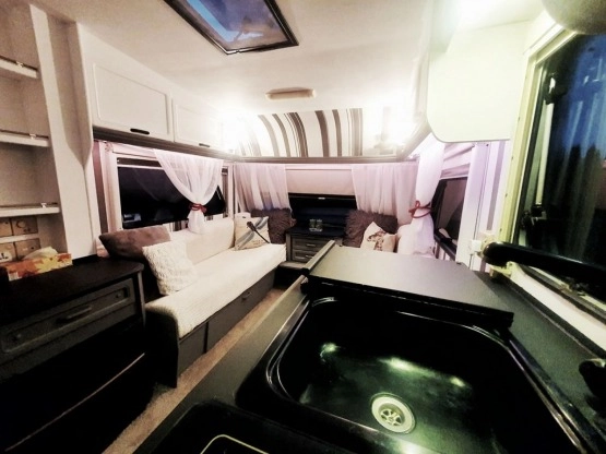                         Przyczepa ABBEY GTS 216, 98 r. - zdjęcie 10
                        