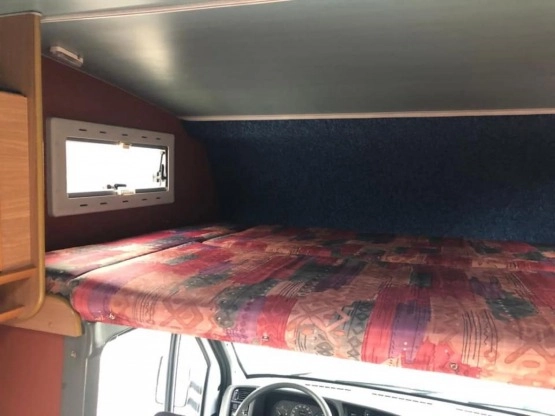                         Kamper Fiat Ducato 1,9 TD 1995 r. 5 osobowy - zdjęcie 2
                        